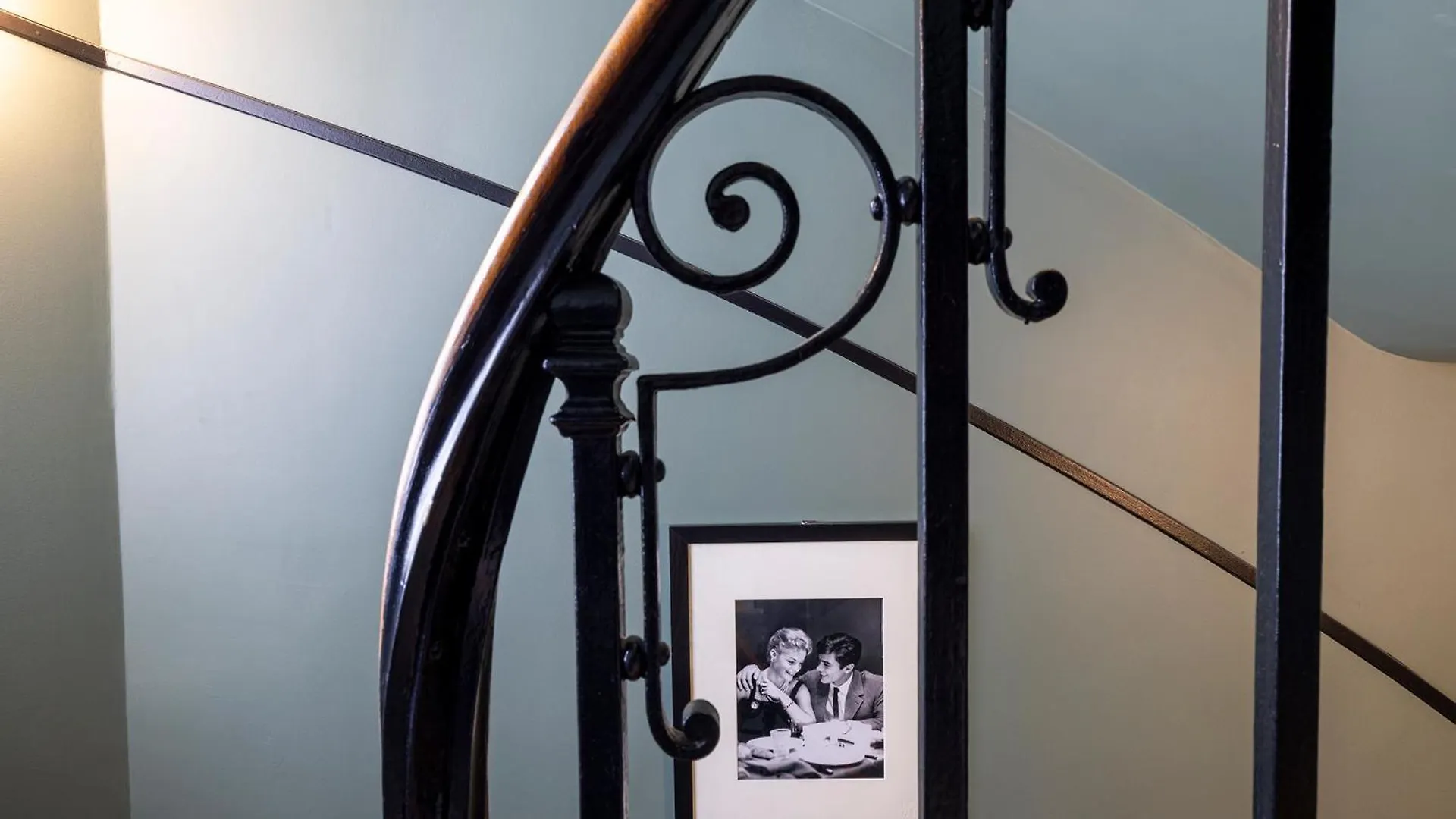 Hotel Aiglon Paris