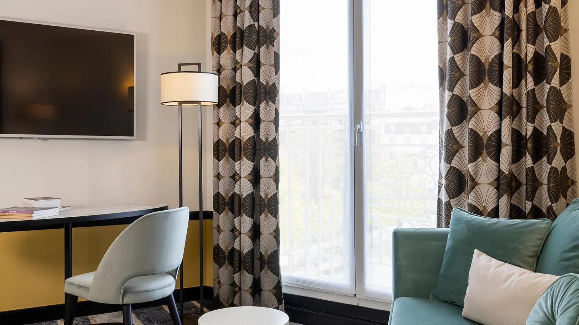 Hotel Aiglon Paris