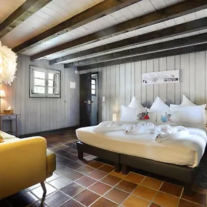 Les De Babylone Hotell Larringes