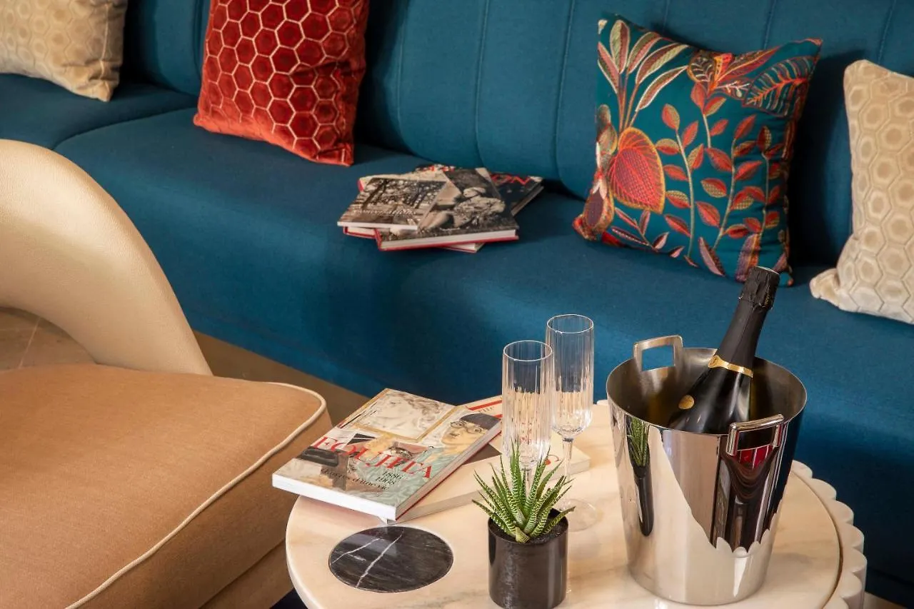 Hotel Aiglon Paris