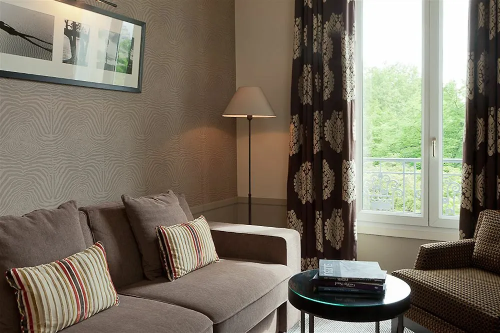 Hotel Aiglon Paris