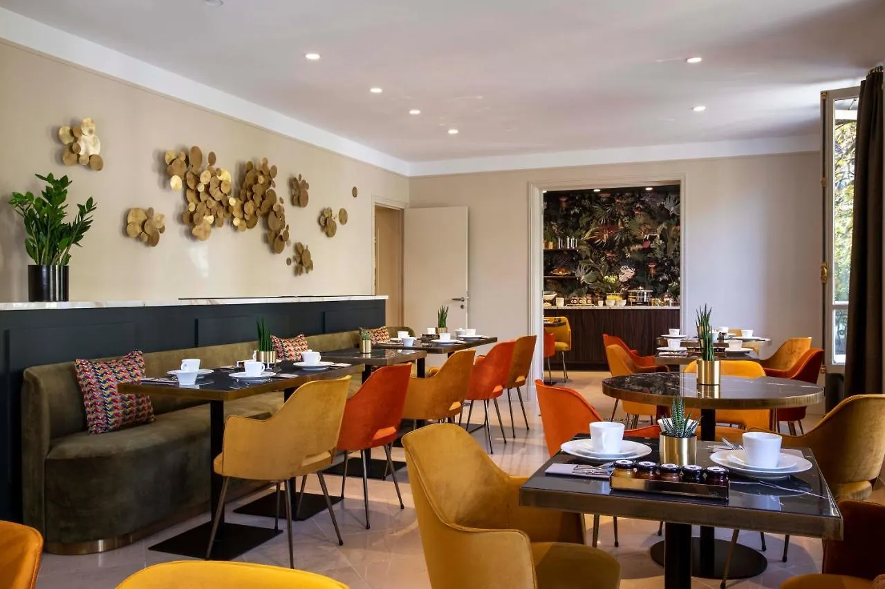 **** Hotel Hôtel Aiglon Paris France